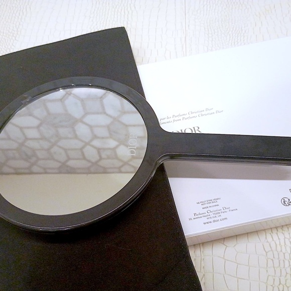 Brand New Black Dior Beauty Quilted Hand Mirror with Protective Case - Picture 2 of 5